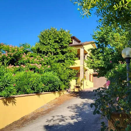 לינה וארוחת בוקר Dimora Del Falco