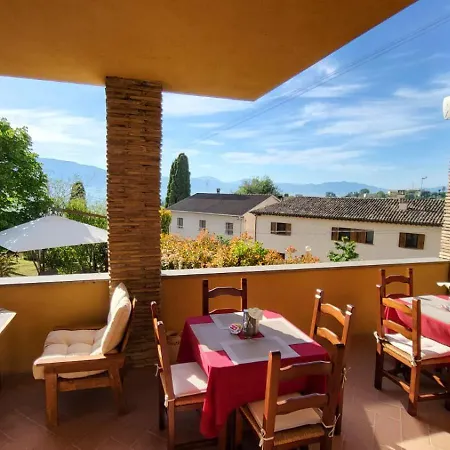 Dimora Del Falco לינה וארוחת בוקר 3*