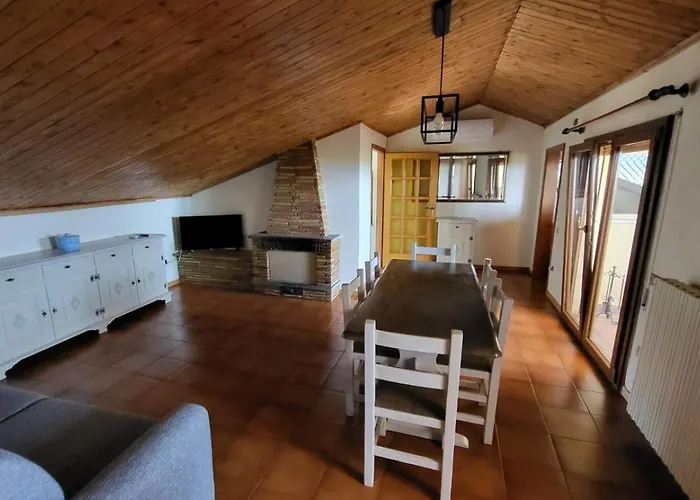 Dimora Del Falco モンテファルコ