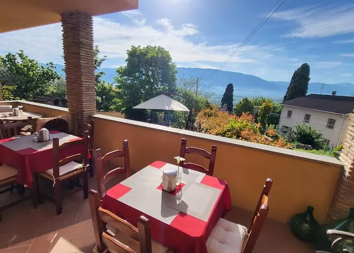 Dimora Del Falco 3* モンテファルコ