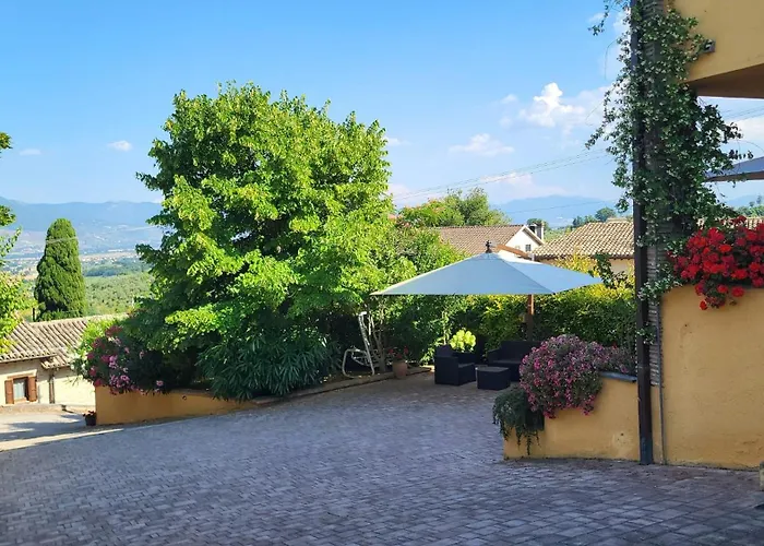 Dimora Del Falco モンテファルコ